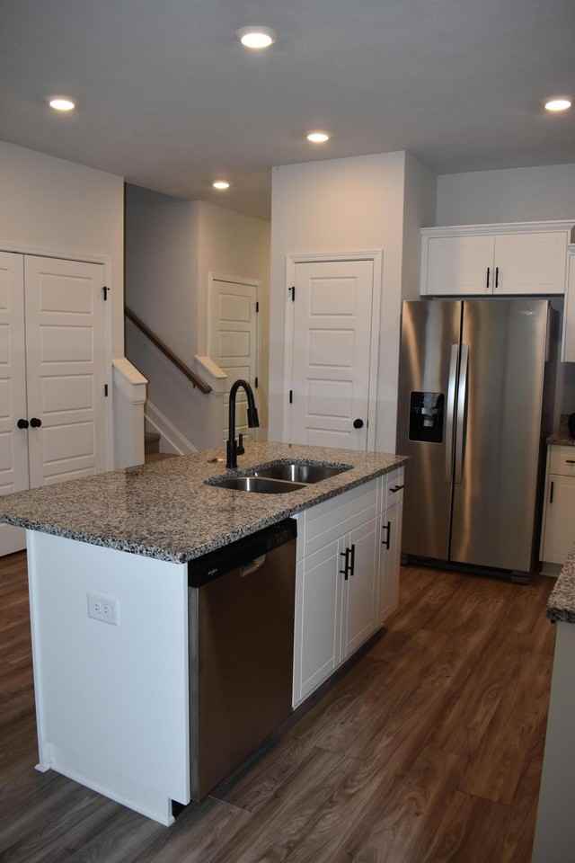 4125 Beautiful Pond Park - Photo 3 of 20