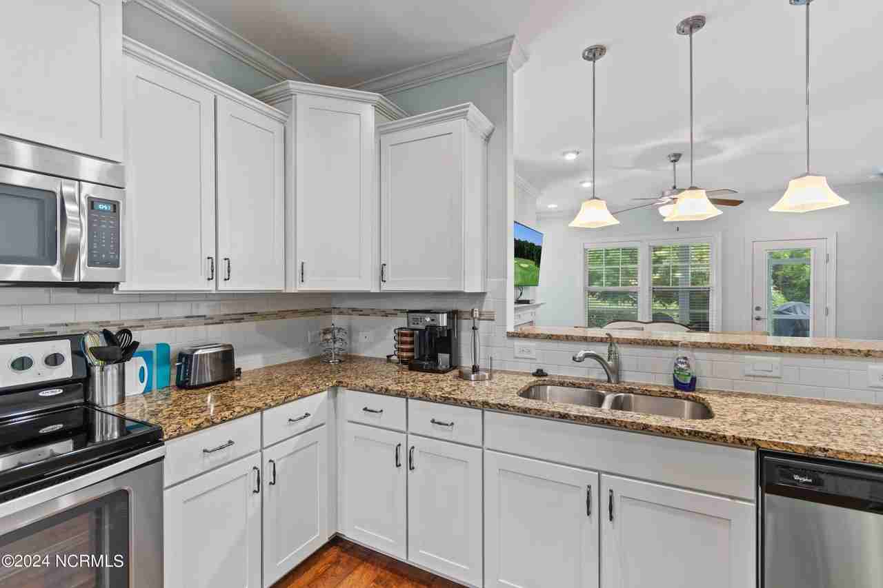 3220 Inland Cove Dr - Photo 5 of 25