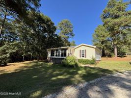 featured image of 1640 Oakwood Rd #B