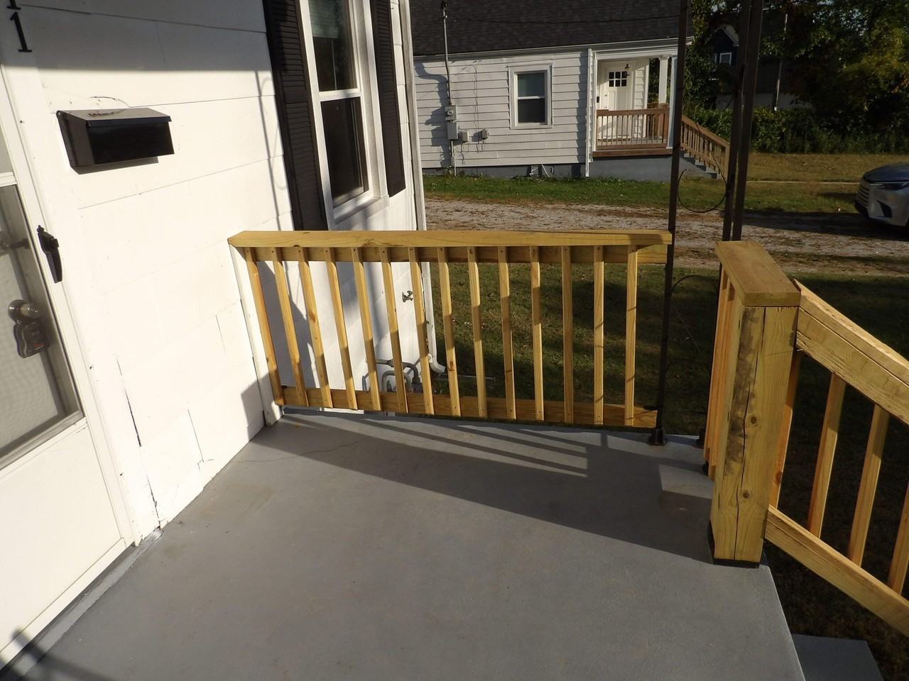 111 Allnutt Dr - Photo 4 of 50