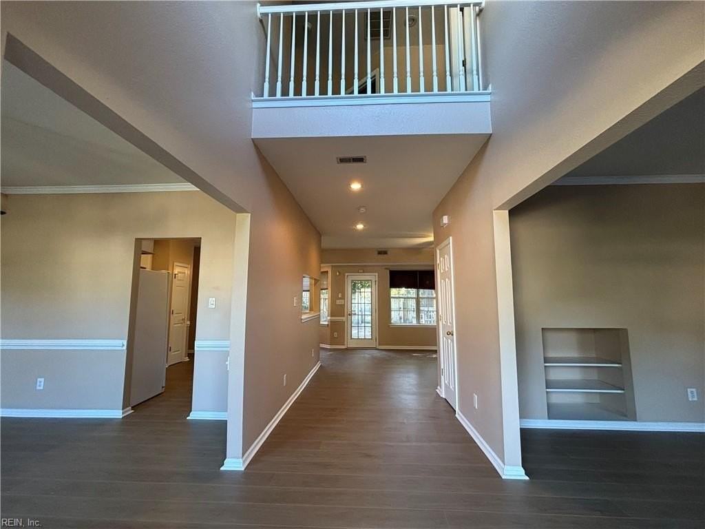 5321 Larkins Lair Ct - Photo 4 of 43