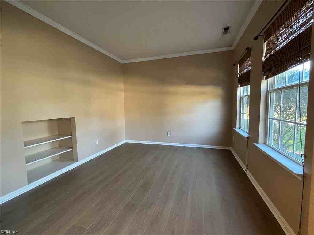 5321 Larkins Lair Ct - Photo 6 of 43