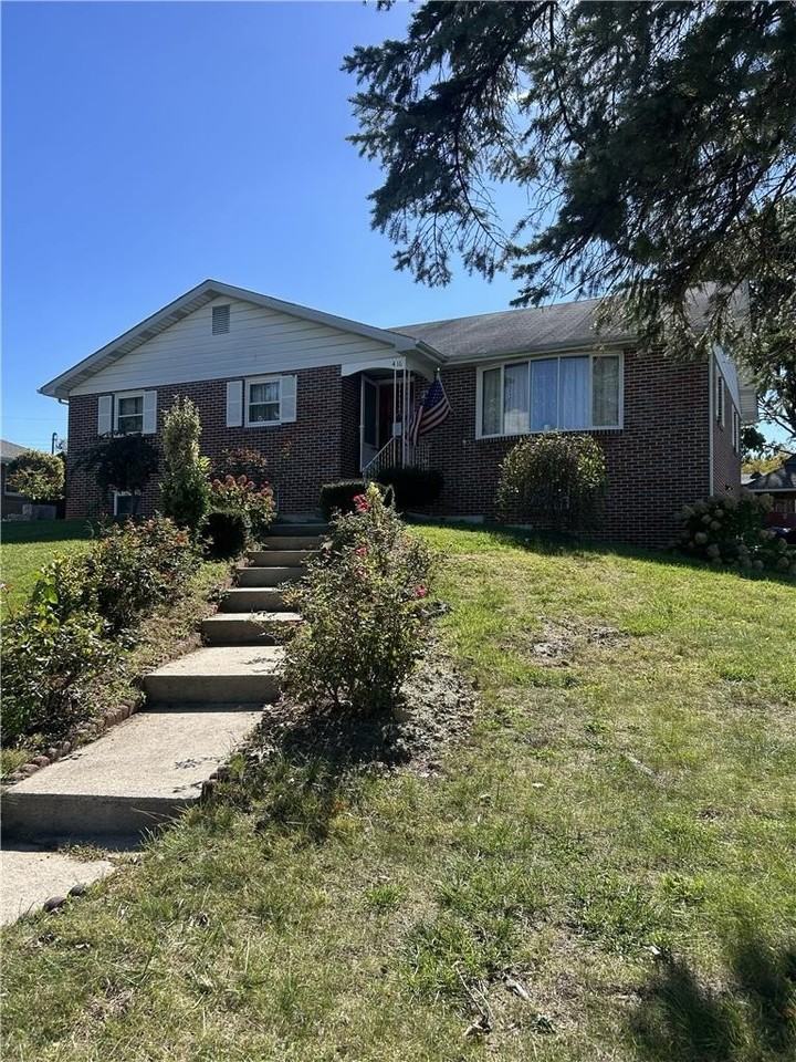 416 E Tioga St - Photo 2 of 20