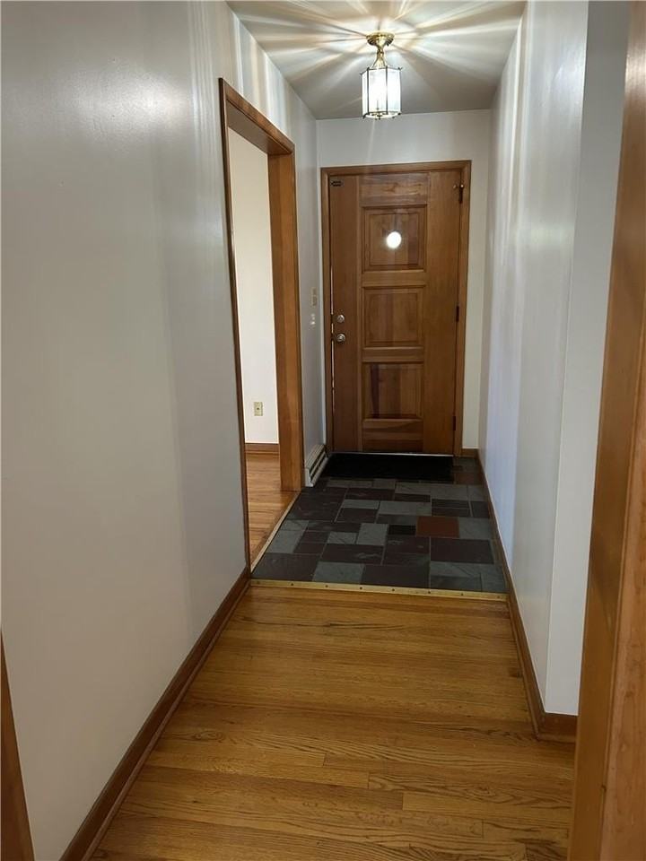 416 E Tioga St - Photo 3 of 20