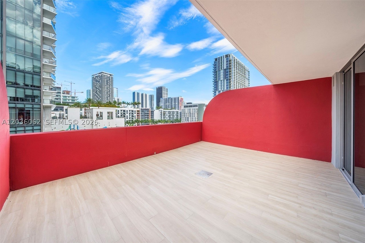 90 NE 32 St #604 - Photo 2 of 50