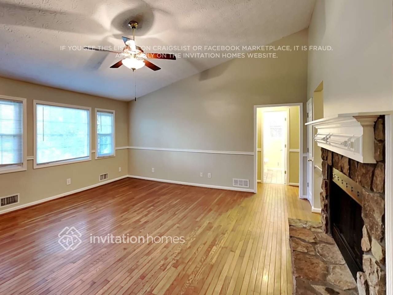 1593 Kimberly Pl - Photo 5 of 19
