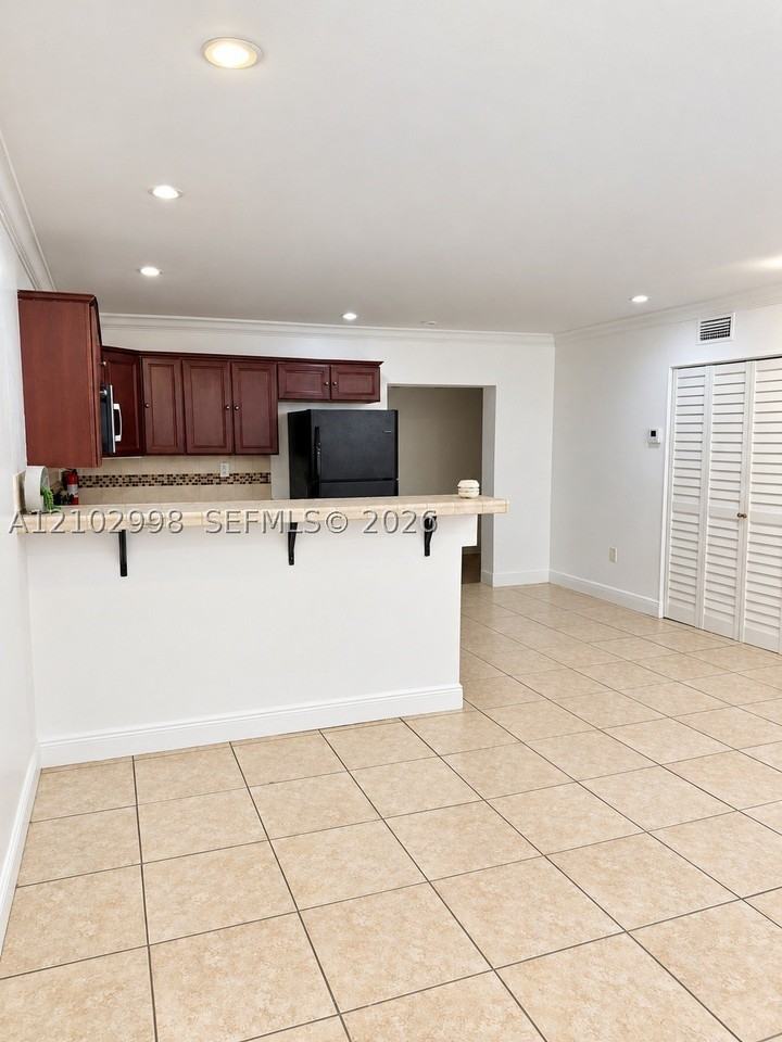 332 Ne 110th Ter #332 - Photo 3 of 8