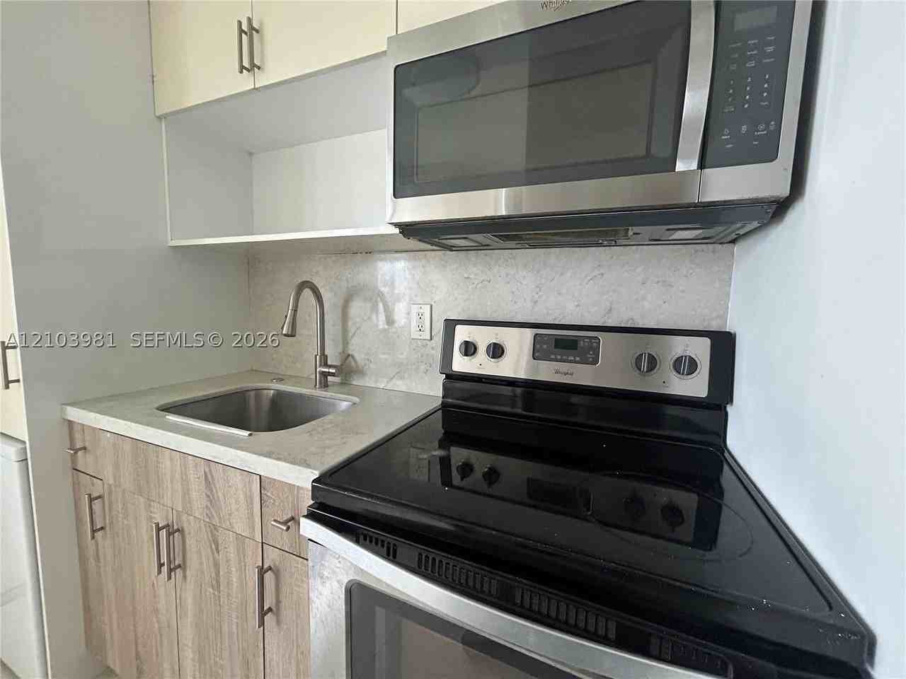 2121 Ne 167th St #3 - Photo 7 of 13