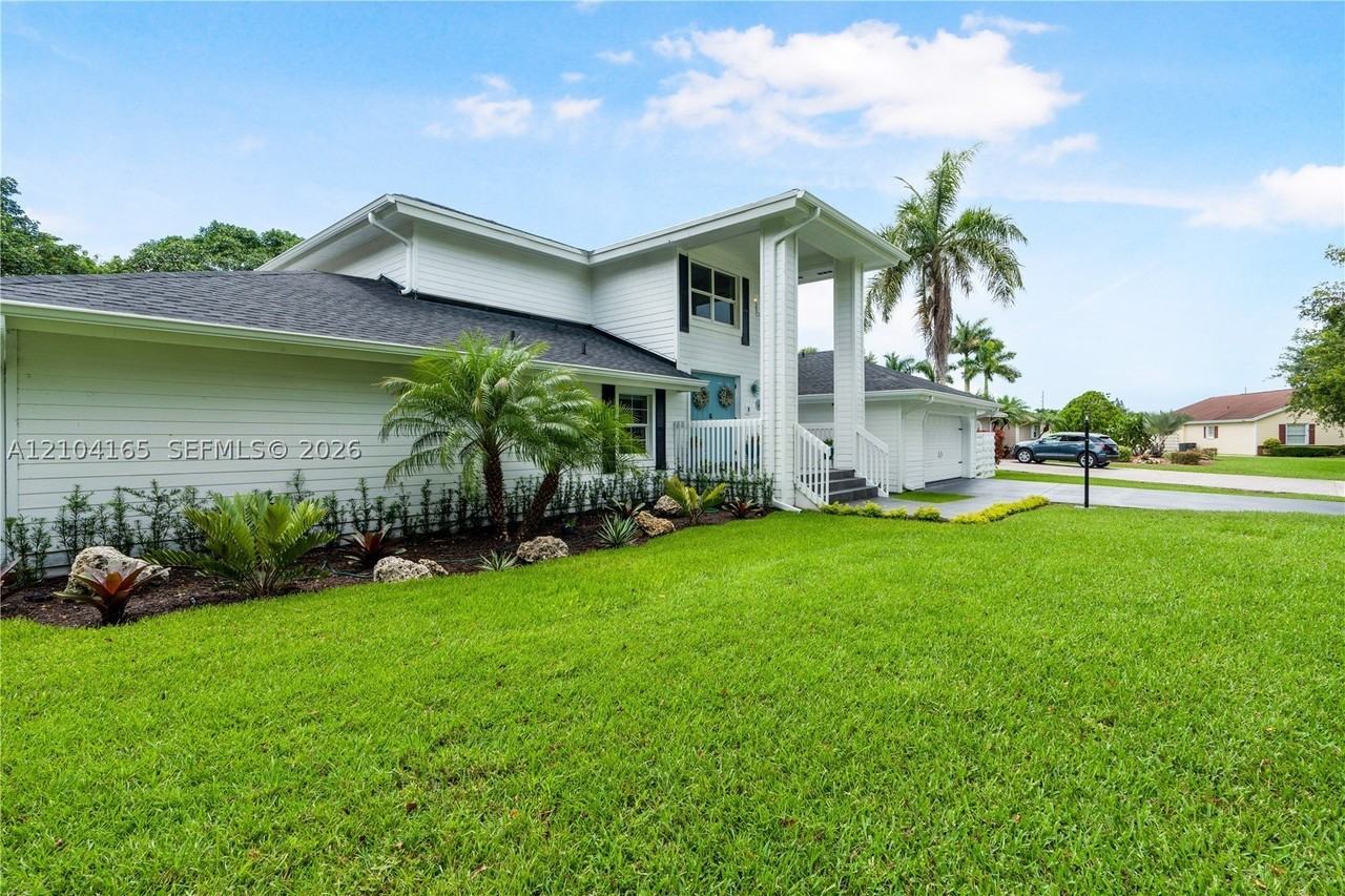 14830 Sw 149th St - Photo 2 of 43