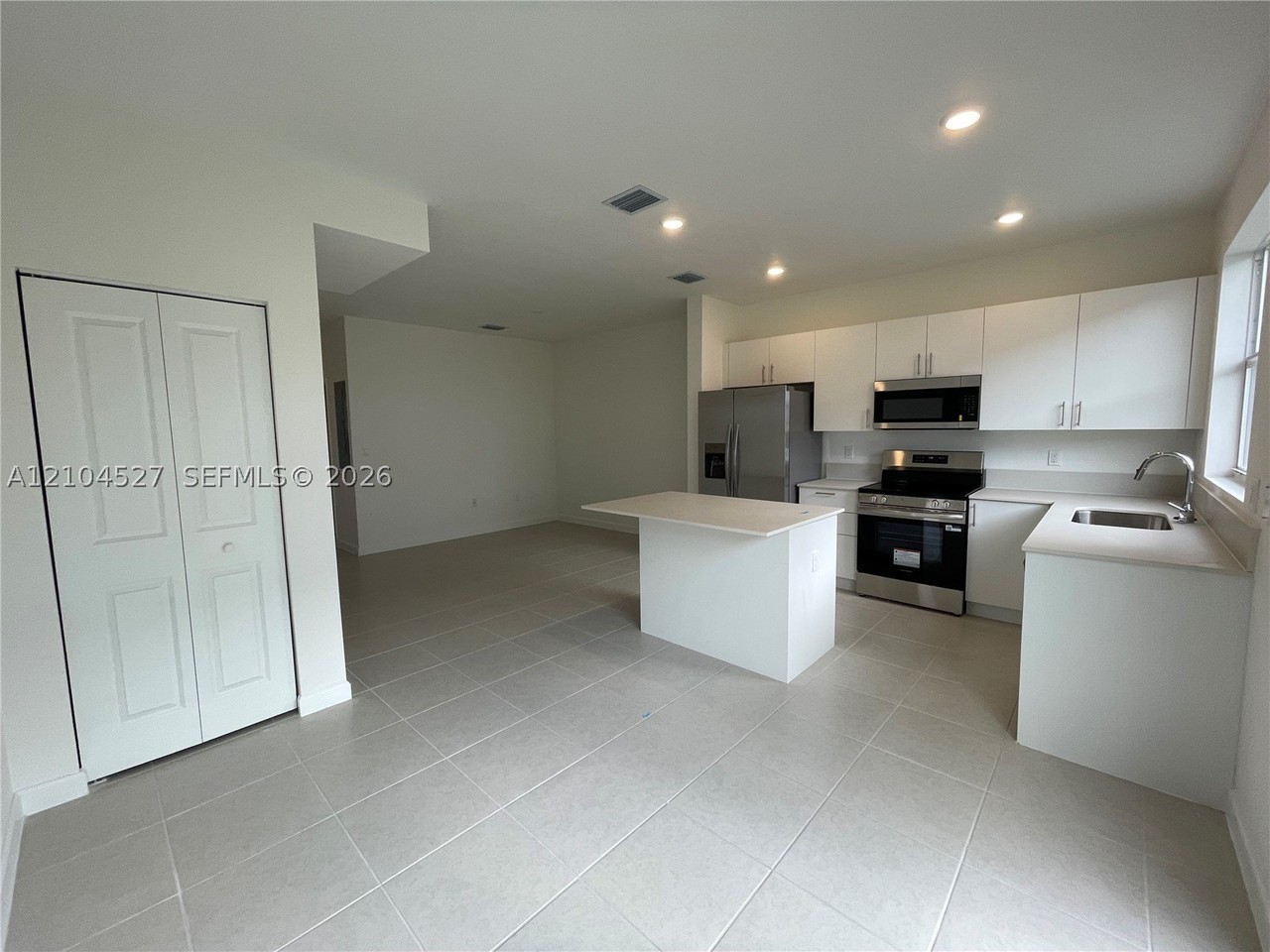 35656 Sw 178th Pl #35656 - Photo 4 of 30