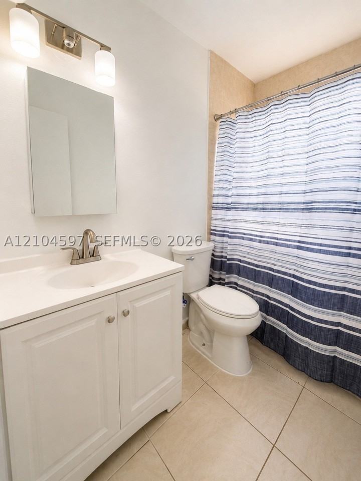 10841 Sw 7th St #1 - Photo 5 of 6