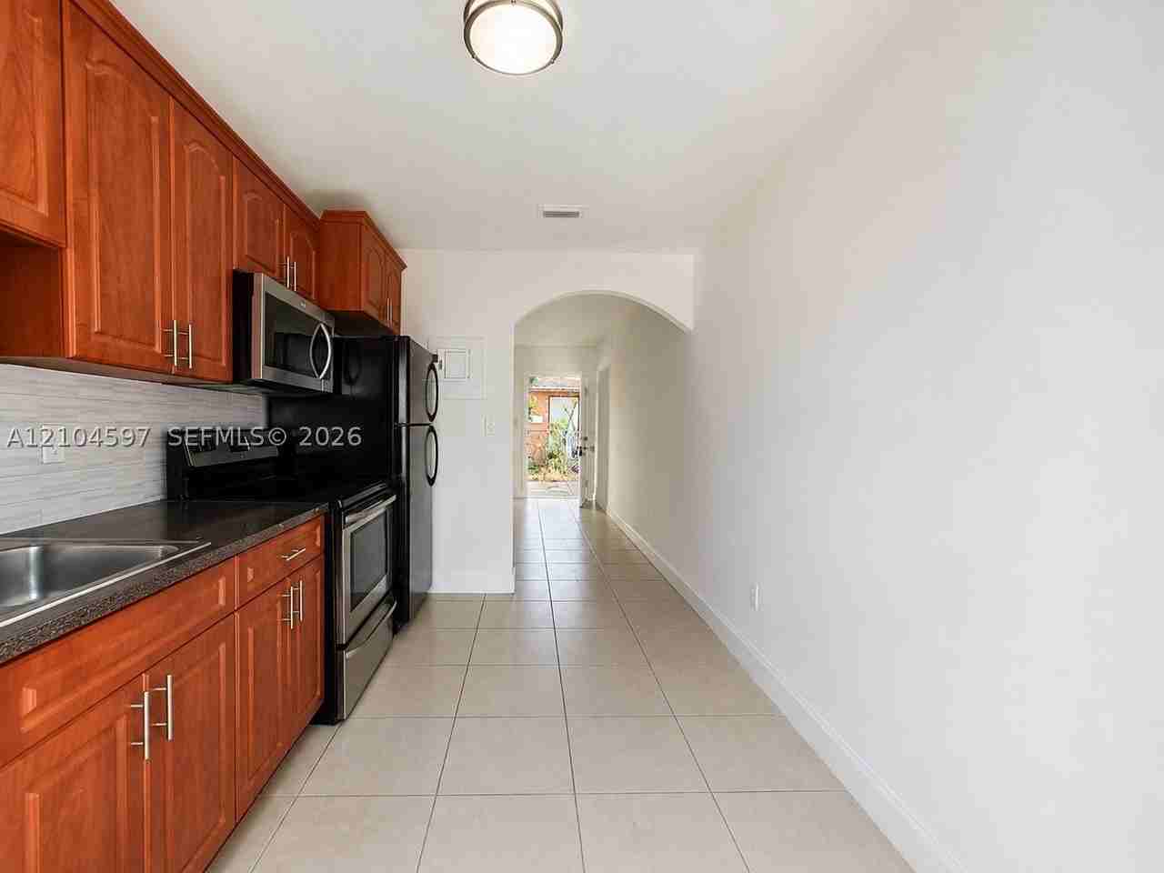 10841 Sw 7th St #1 - Photo 6 of 6