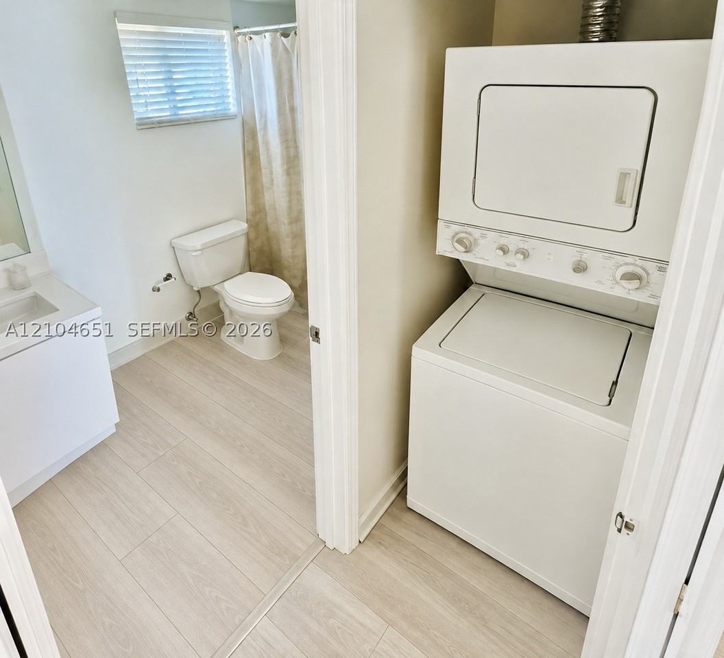 4764 Nw 114th Ave #204 - Photo 6 of 9