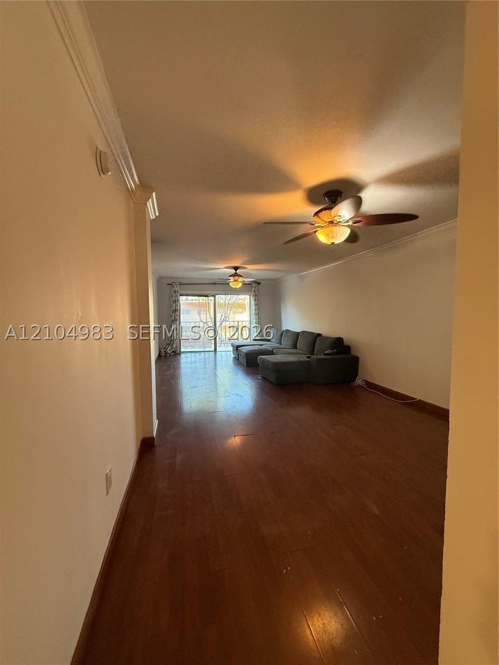 3860 Ne 170th St #208 - Photo 7 of 14