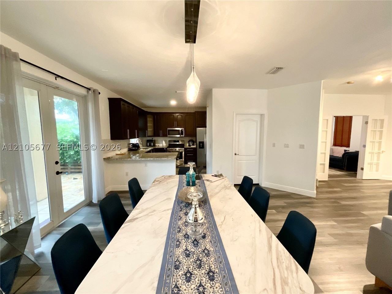 11320 Nw 43rd Ter - Photo 5 of 40