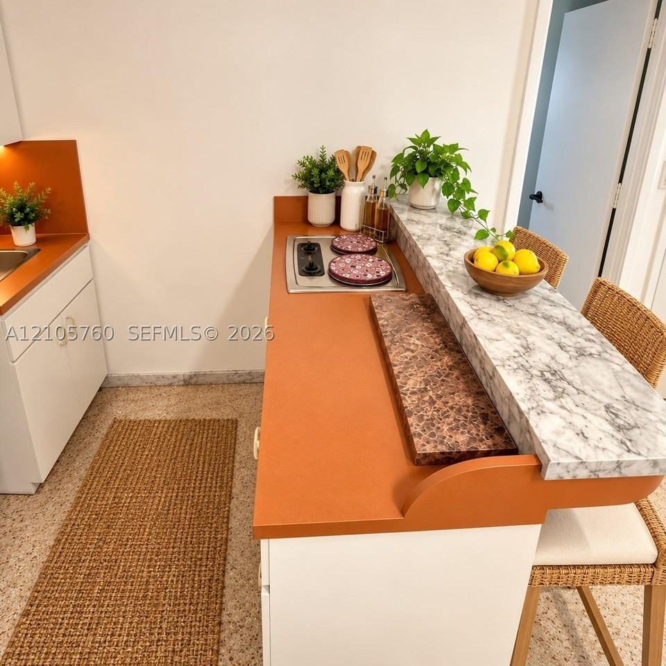 2520 Sw 14th St #A - Photo 3 of 7