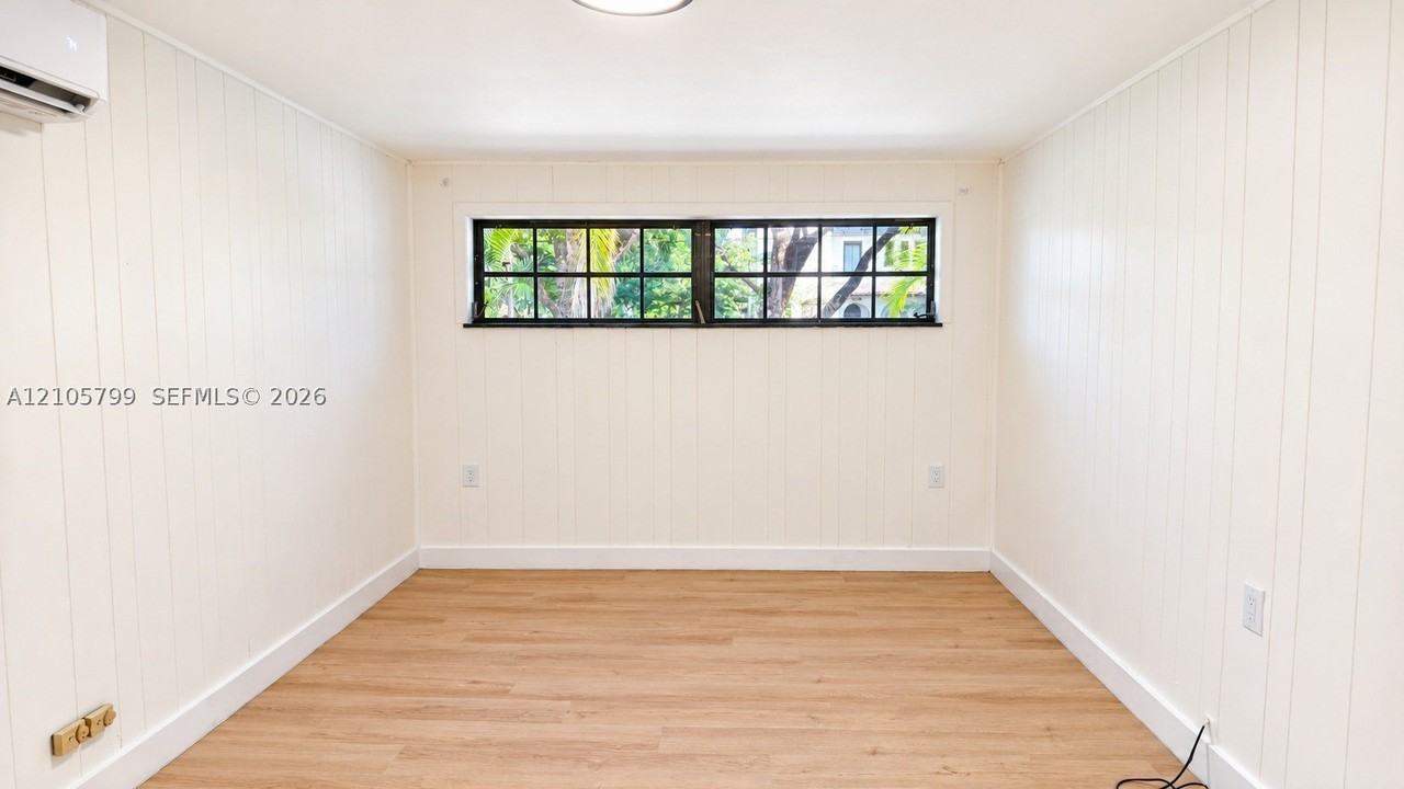 1400 Madrid St - Photo 7 of 14