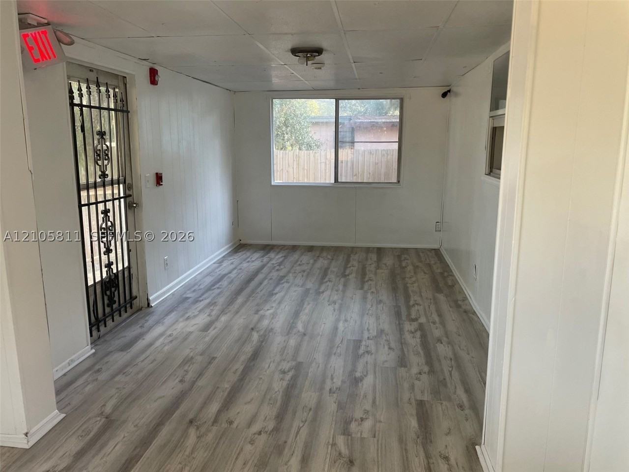 317 Parkway St - Photo 2 of 15