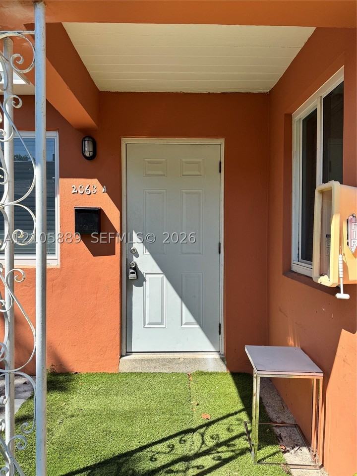 2063 Ne 167th St #A - Photo 4 of 21
