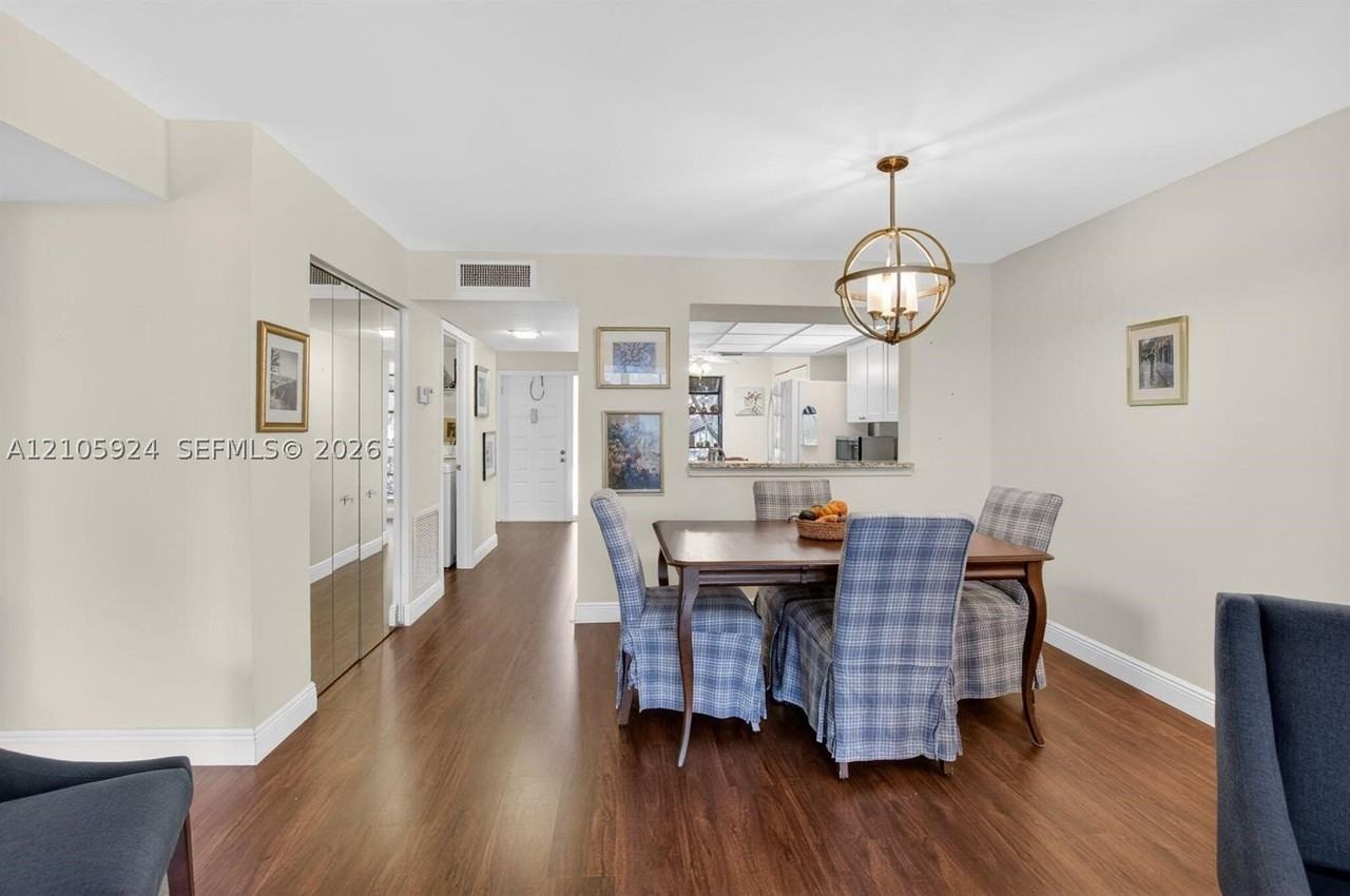 5021 Oak Hill Ln #114 - Photo 6 of 29