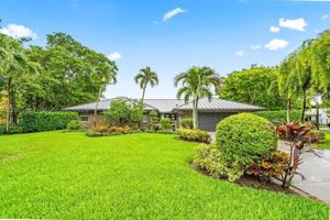 featured image of 5966 Nw 77th Ter