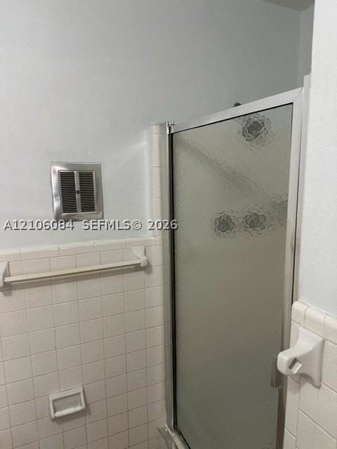 324 Se 10th Ave #1-8 - Photo 4 of 16