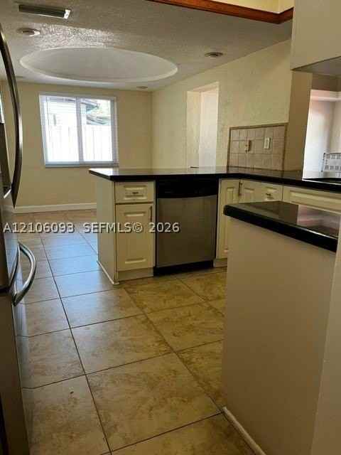 1325 N 74th Ter #0 - Photo 5 of 27