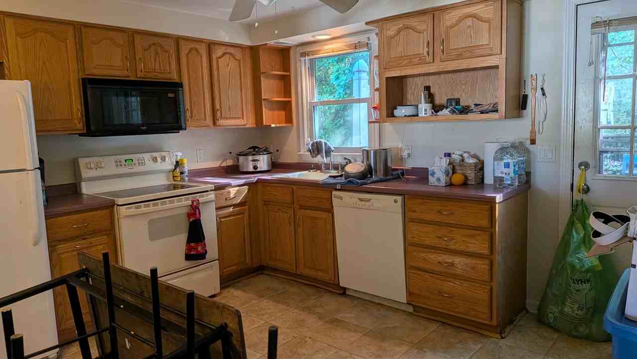 79 Woodland Hls - Photo 2 of 14