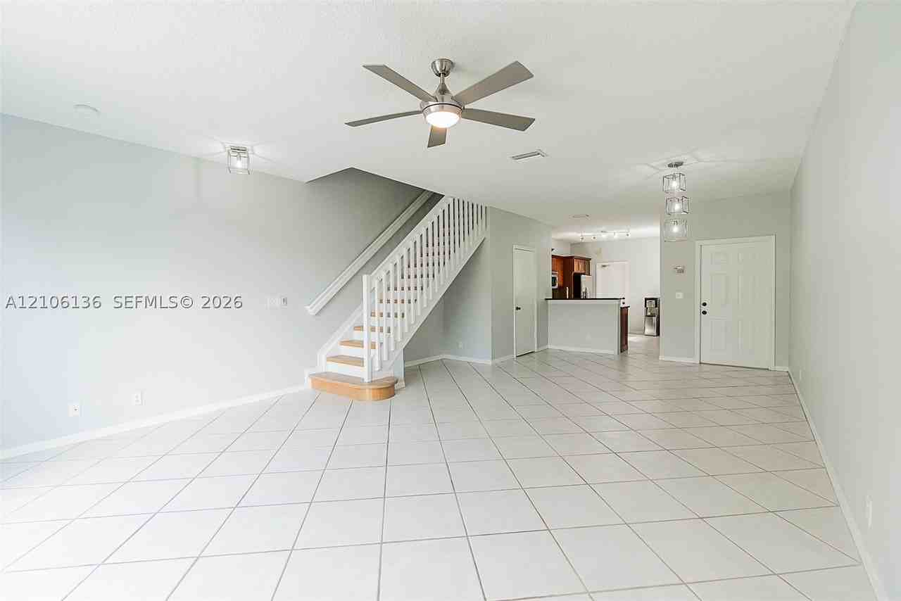 3713 San Simeon Cir - Photo 3 of 15