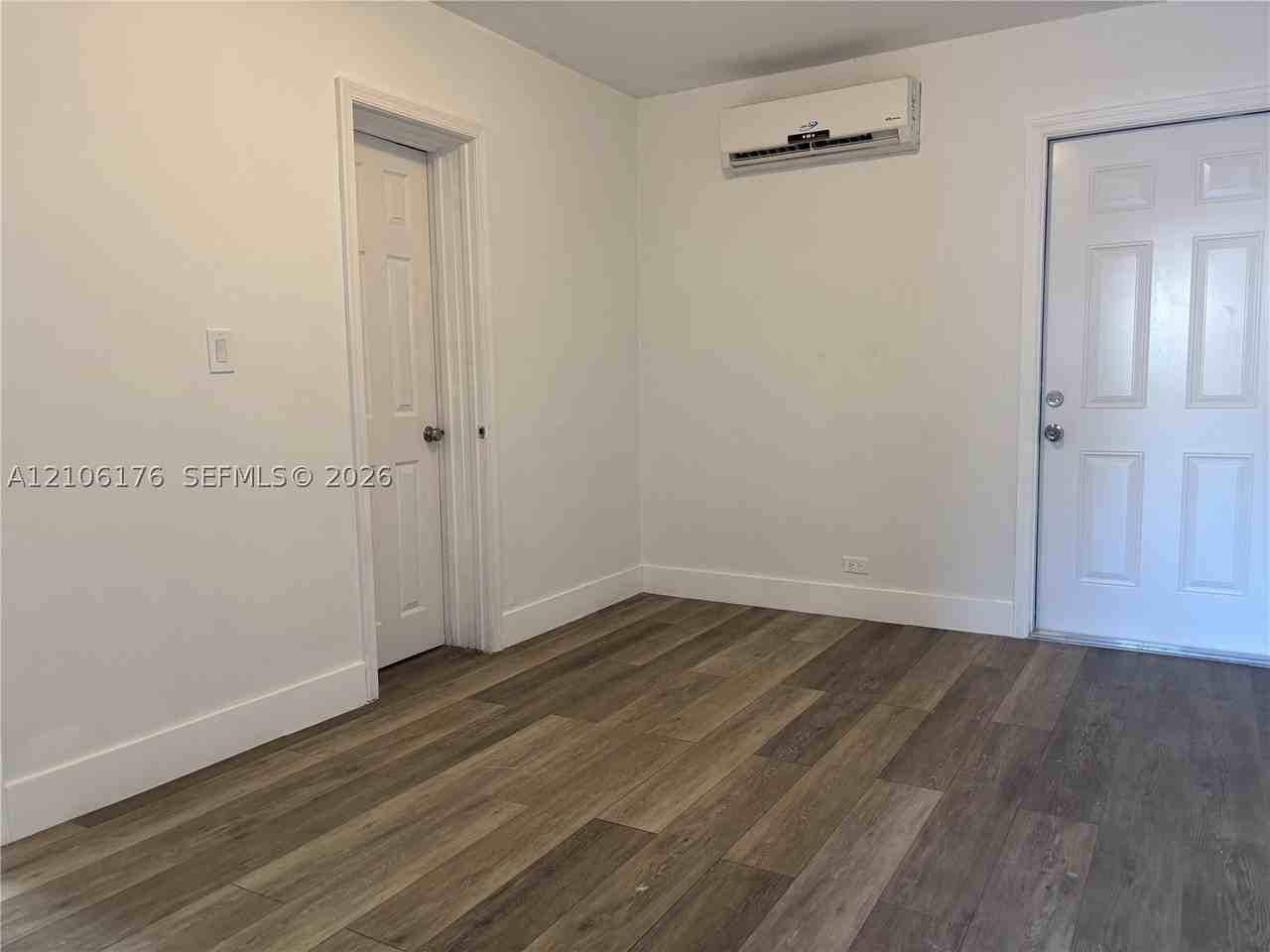 214 Nw 46th Ave #214 - Photo 6 of 8