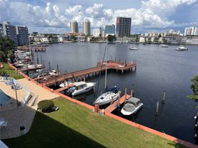400 Golden Isles Dr #40 - Photo 1 of 1