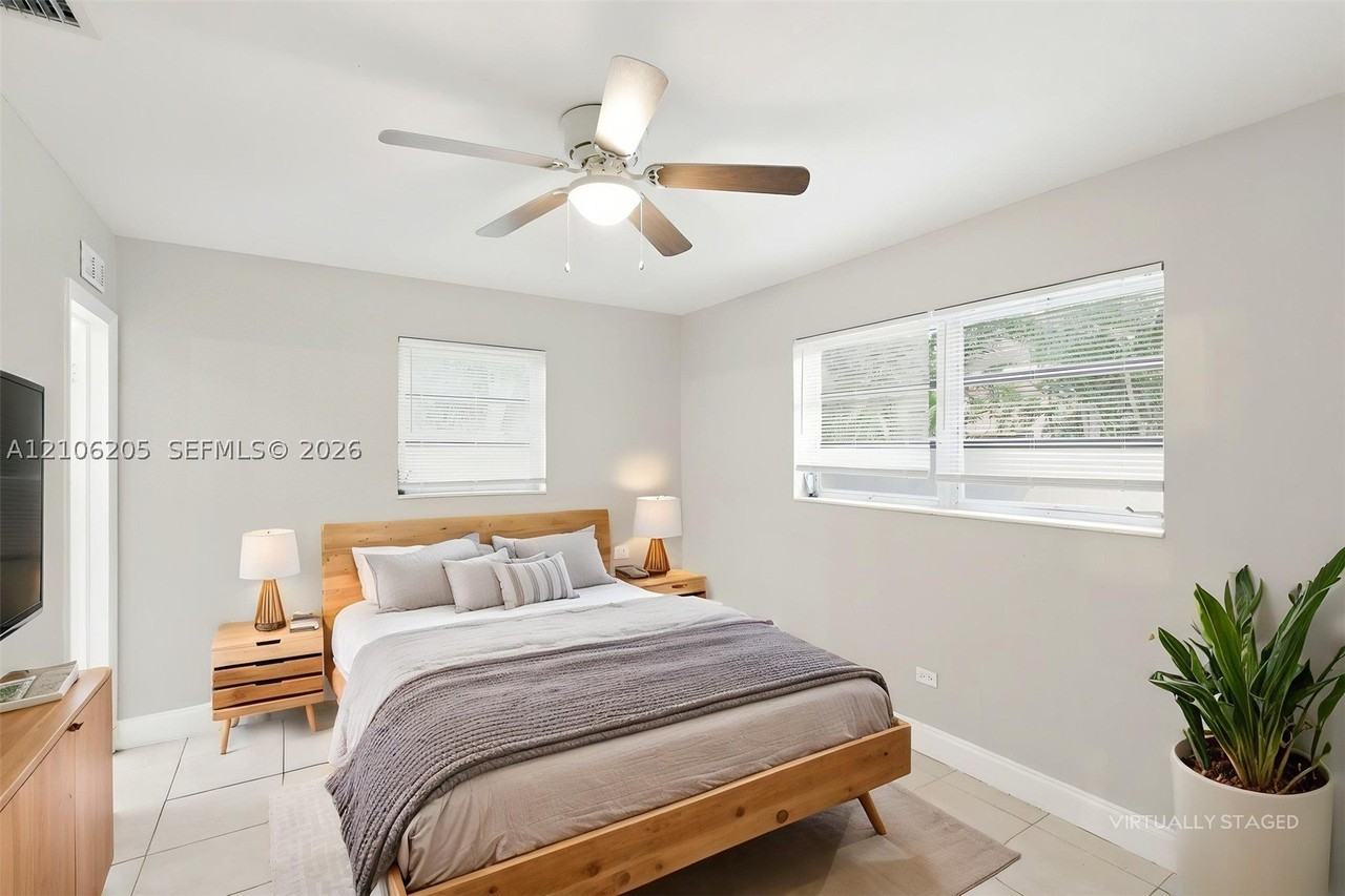 6941 Sw 5th St - Photo 7 of 18