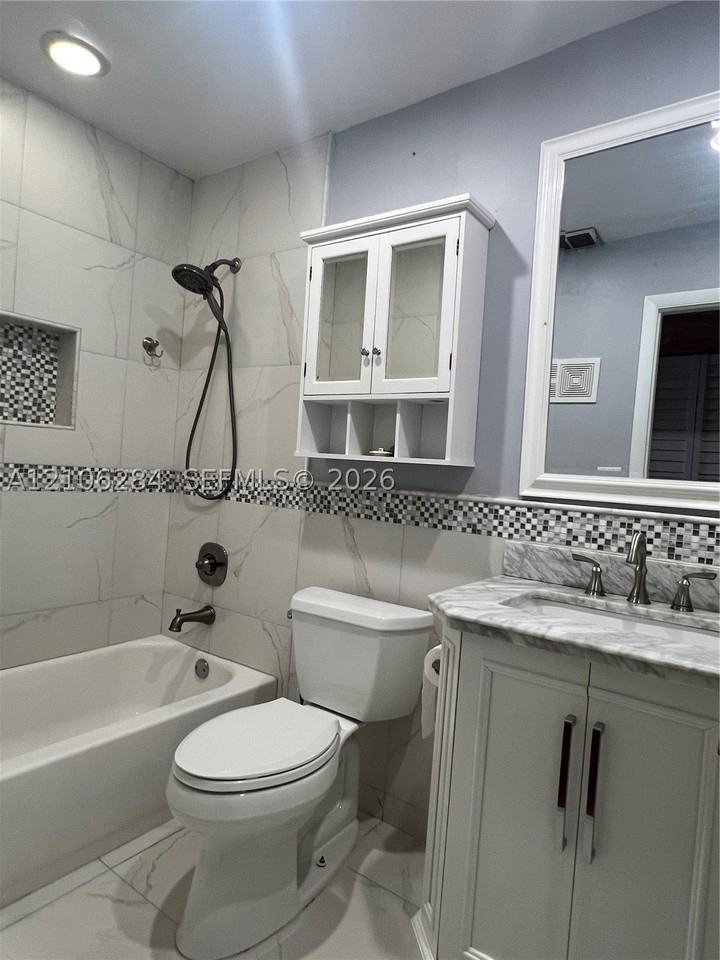 11824 Sw 123rd Ave - Photo 6 of 10