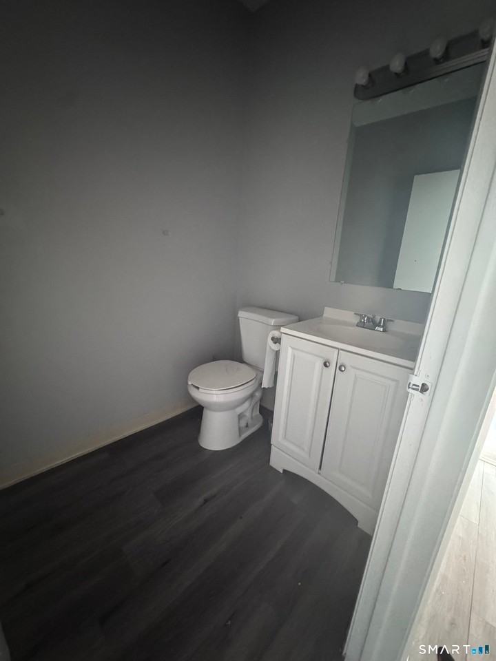 56 Maple Ave - Photo 3 of 8