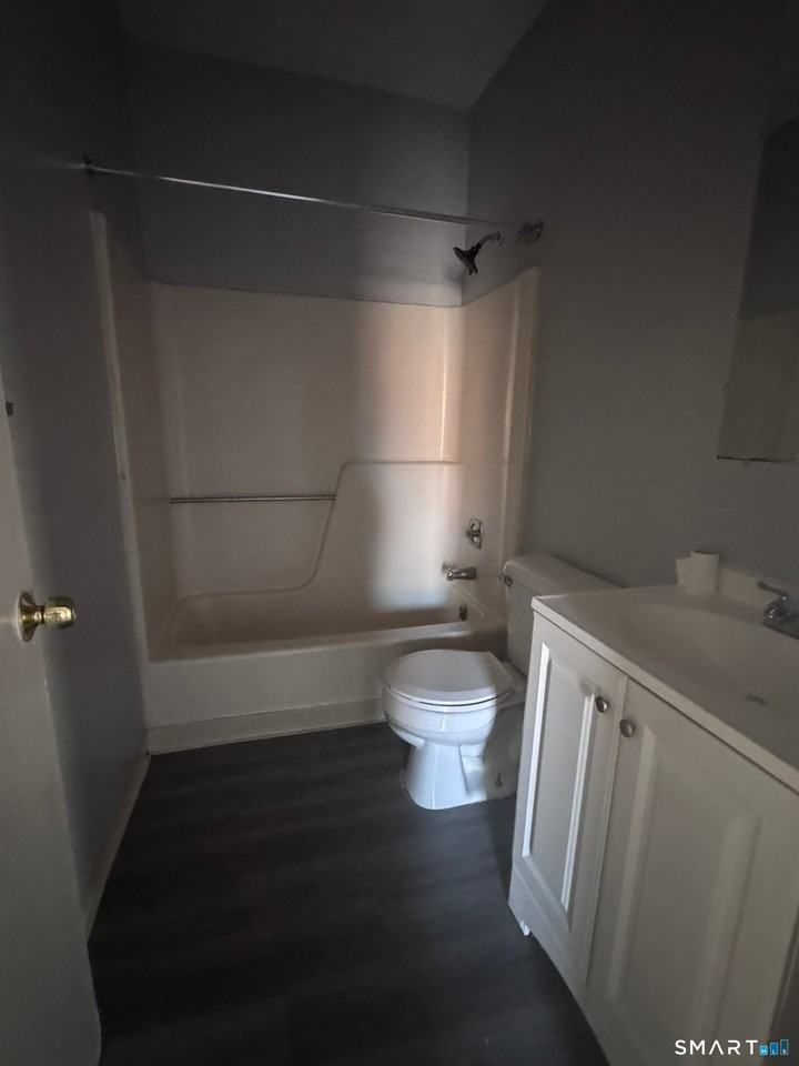 56 Maple Ave - Photo 4 of 8