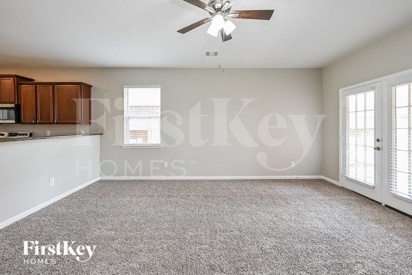 22719 Overland Bell Dr - Photo 3 of 15