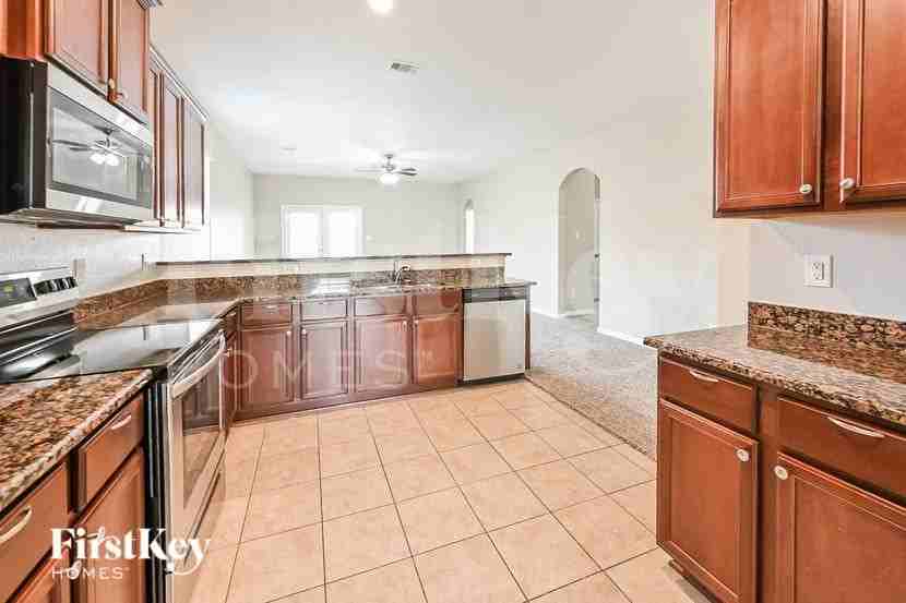 22719 Overland Bell Dr - Photo 6 of 15