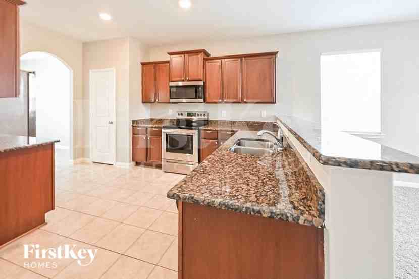 22719 Overland Bell Dr - Photo 7 of 15