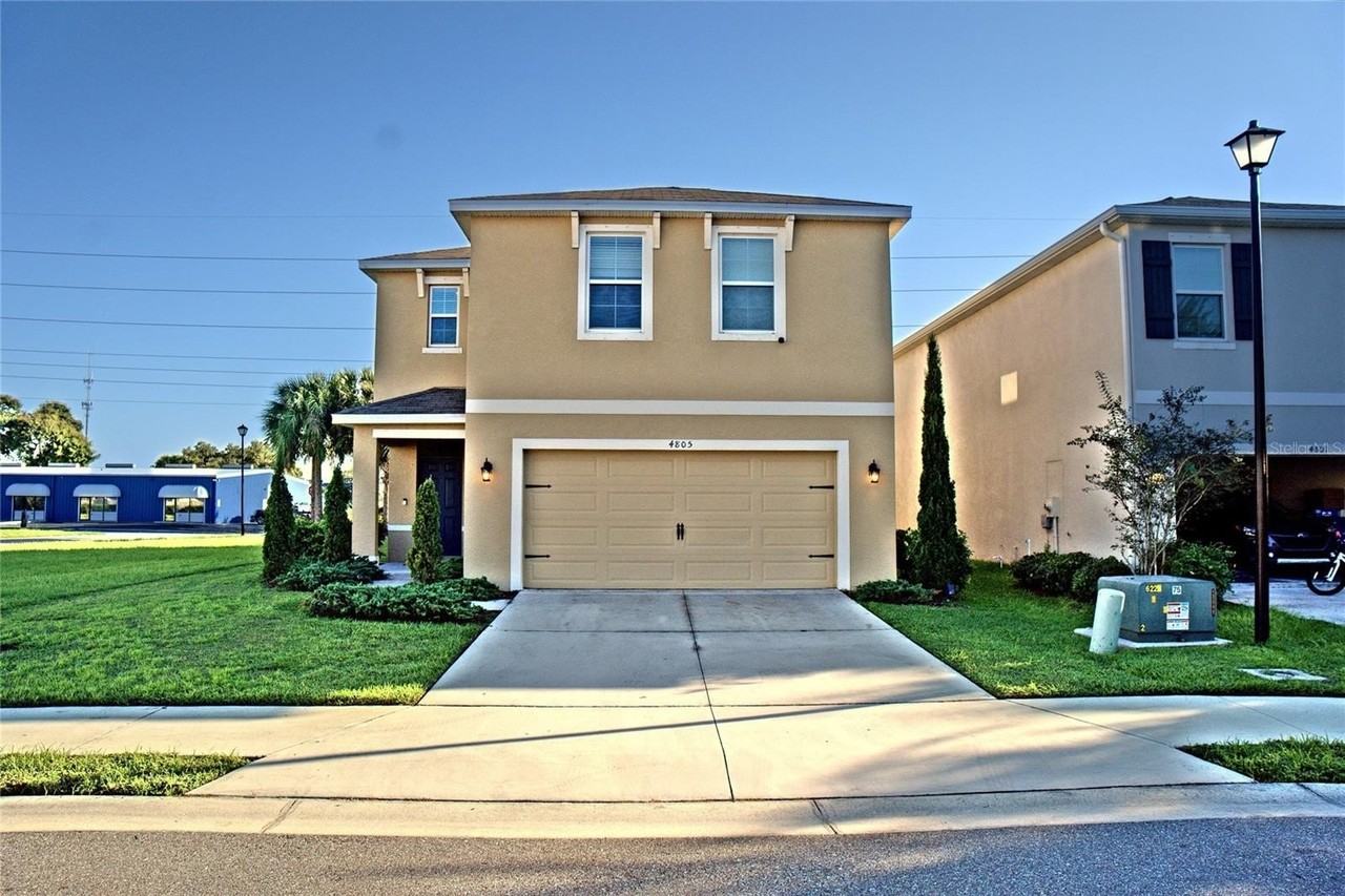 4805 Silver Topaz St - Photo 2 of 46