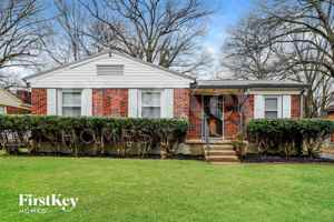 featured image of 561 Herzl St