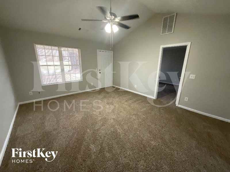 5473 Bethel Rd - Photo 3 of 11