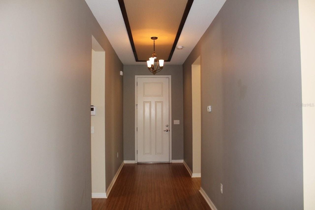 10169 Winding River Rd - Photo 6 of 35
