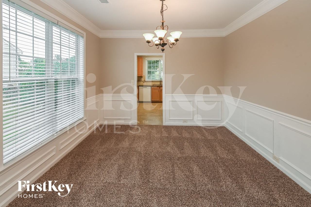 5847 Crimson Oak Ct - Photo 6 of 15