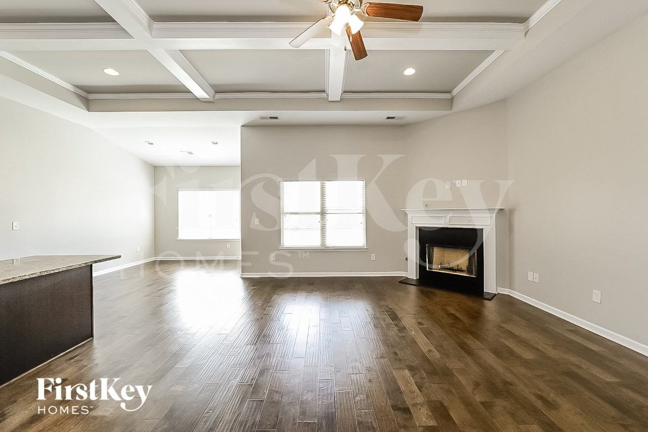1614 Stillriver Run Dr - Photo 2 of 15