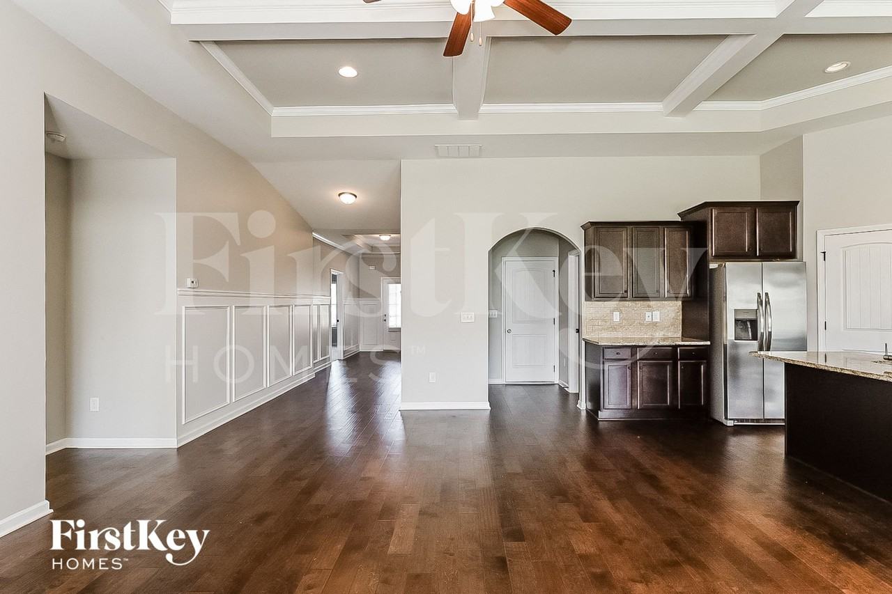 1614 Stillriver Run Dr - Photo 3 of 15