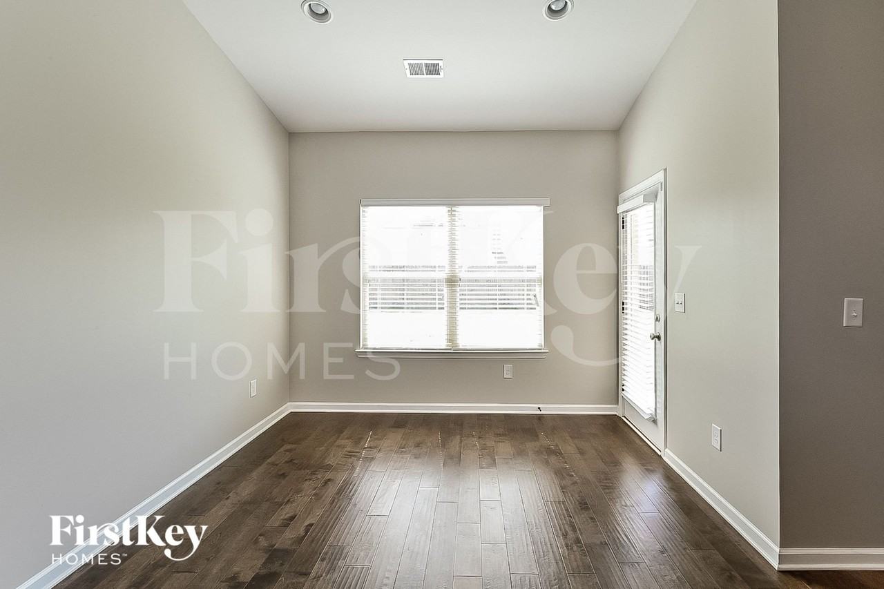 1614 Stillriver Run Dr - Photo 4 of 15