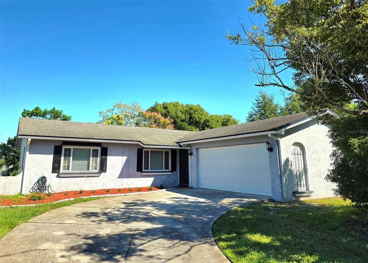 564 Notre Dame Dr
