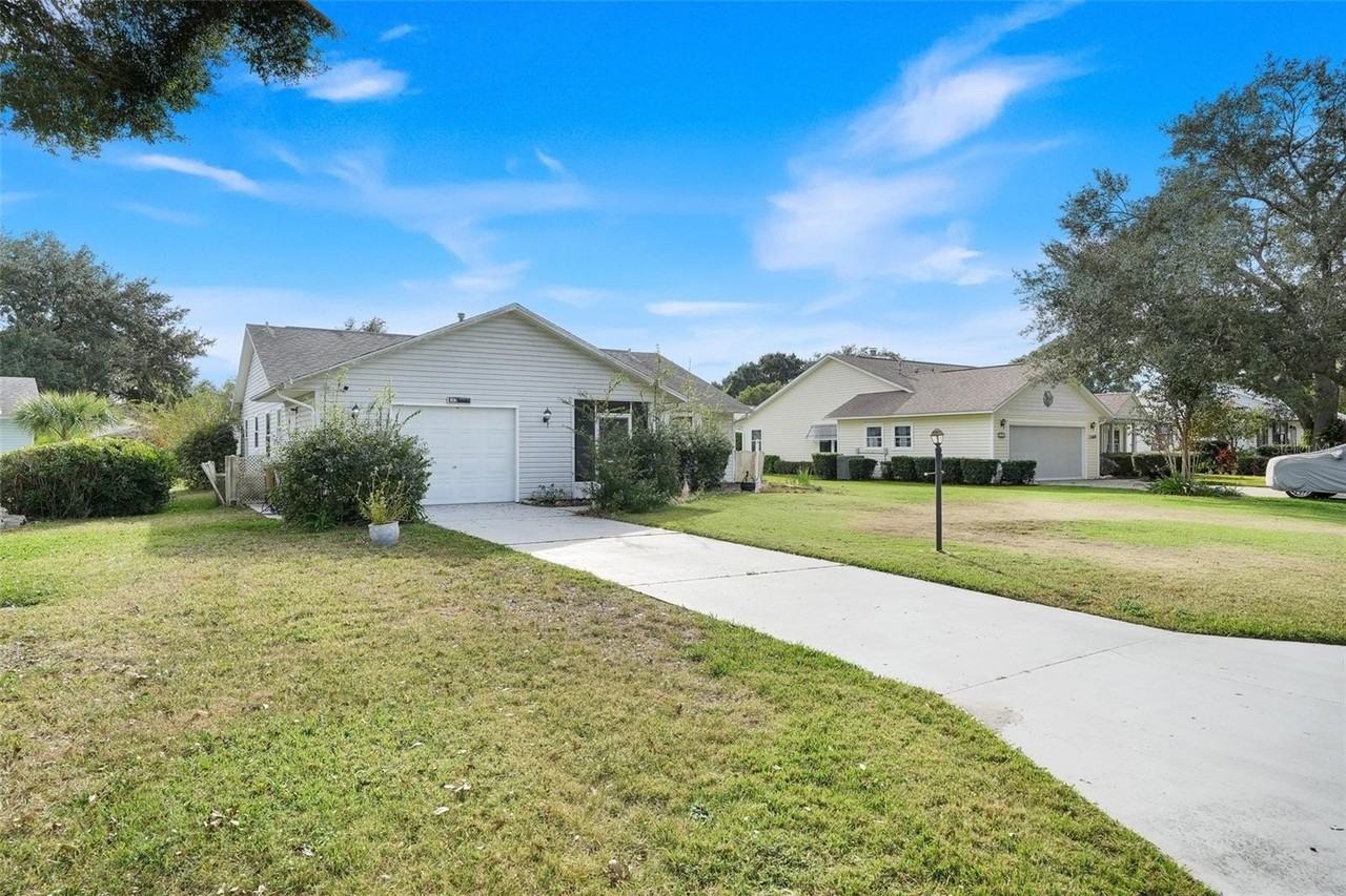918 Dundee Cir - Photo 4 of 50