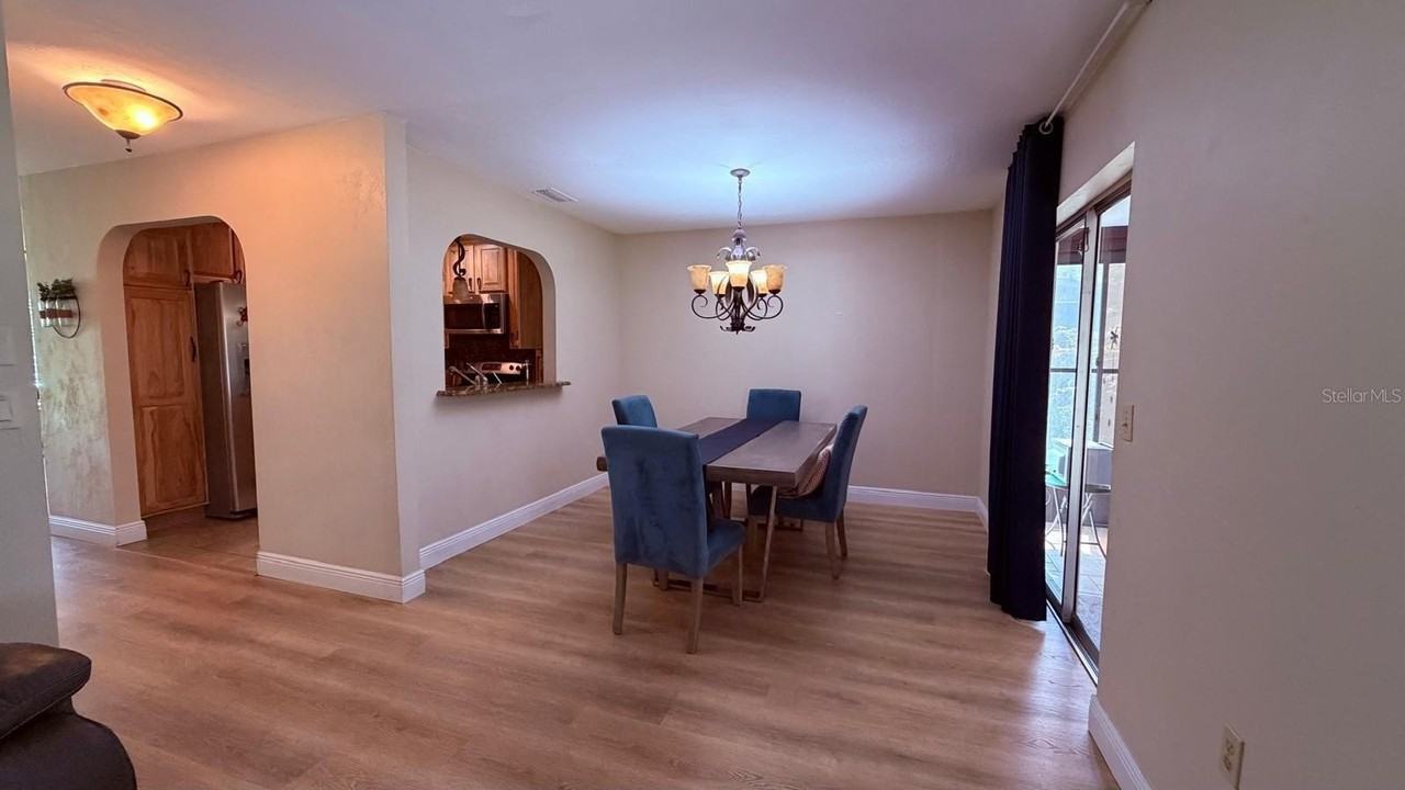 928 New Bedford Dr - Photo 5 of 21