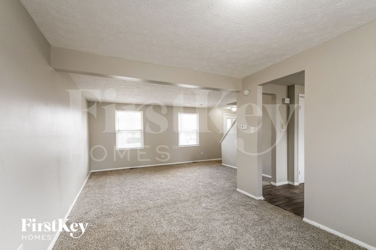 1620 Mutz Dr - Photo 7 of 15